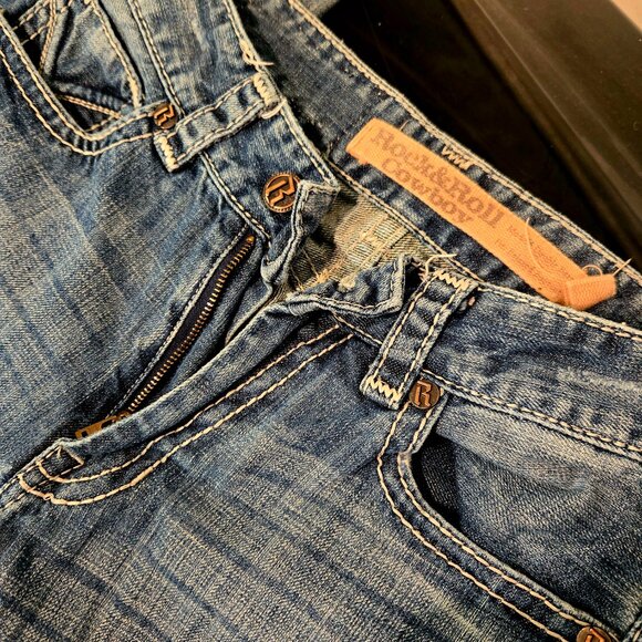 Jeans - Picture 2 of 4